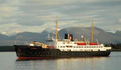 M/S Nordstjernen på Moldefjorden, foto Hurtigruten ASA